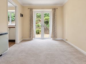 Dining Area- click for photo gallery